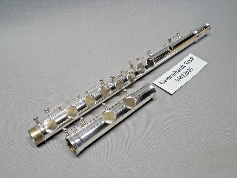 Flauta enchapada en plata Communhardt 52SP con estuche - Almohadillas nuevas pulidas reacondicionadas Foto 2 de 4