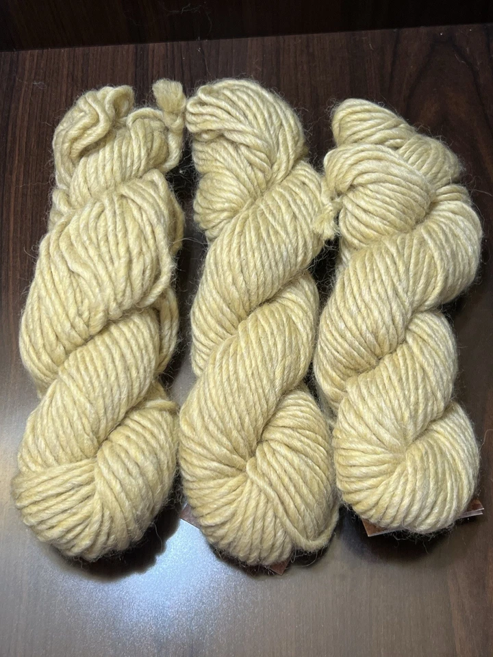 FIO MIRASOL SULKA LÃ ALPACA SEDA BEGE # 216. 50 gr/ 155yds cada. Conjunto de 3 - Imagem 2 de 4