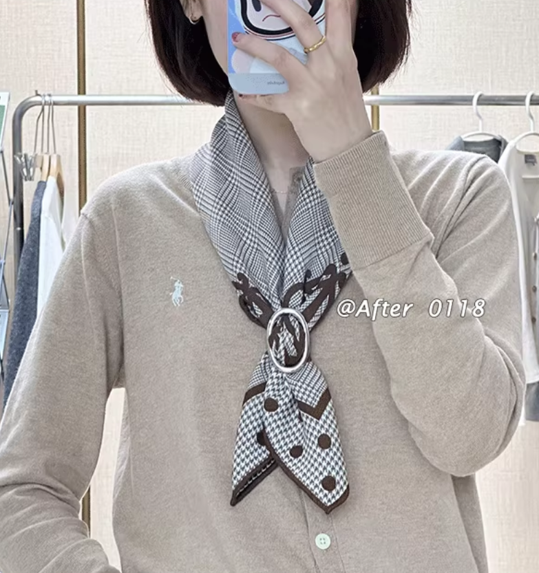 70% cashmere 30% silk reversible houndstooth print square shawl 25 inches