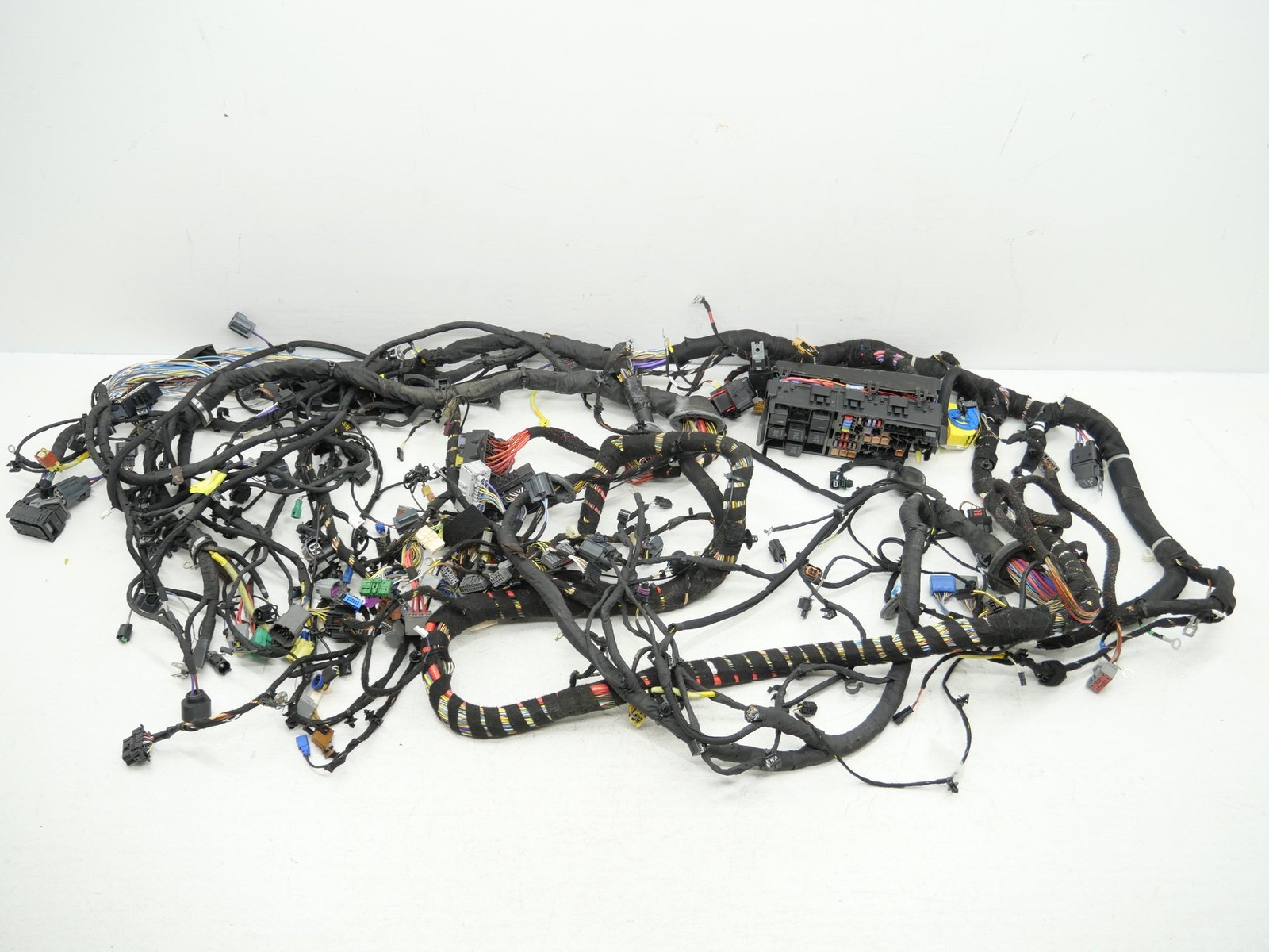 Used Main Body Chassis Floor Wire Wiring Harness 2016-2021 Mclaren 570GT OEM