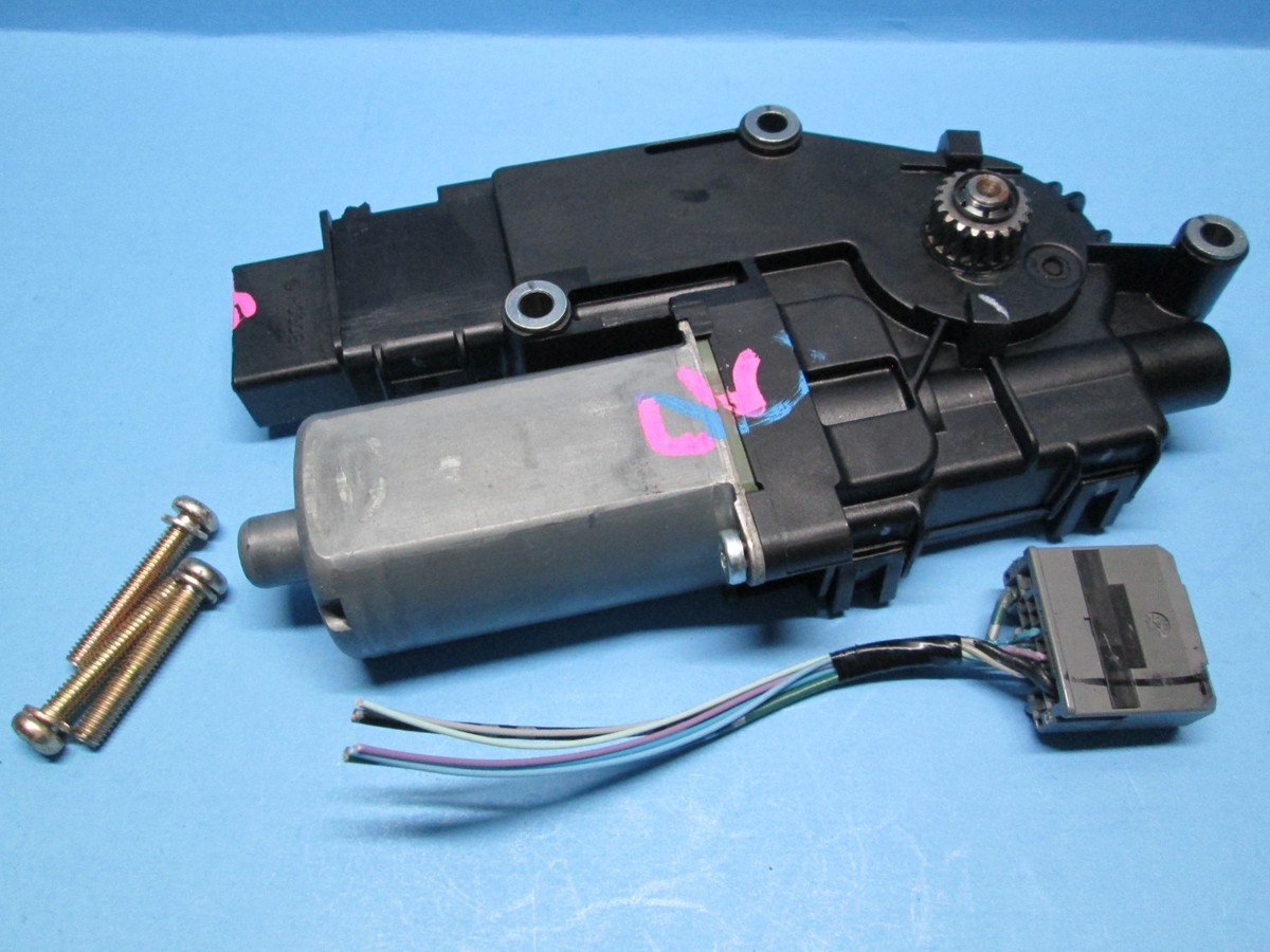 2009-2014 Acura TSX Sun Roof Motor Sunroof 1137328338 70450-TL0