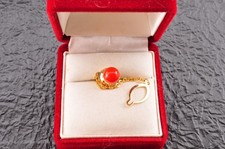 Mit Zertifizierung, 18 Karat Gold Material rote Koralle Krawattennadeln...