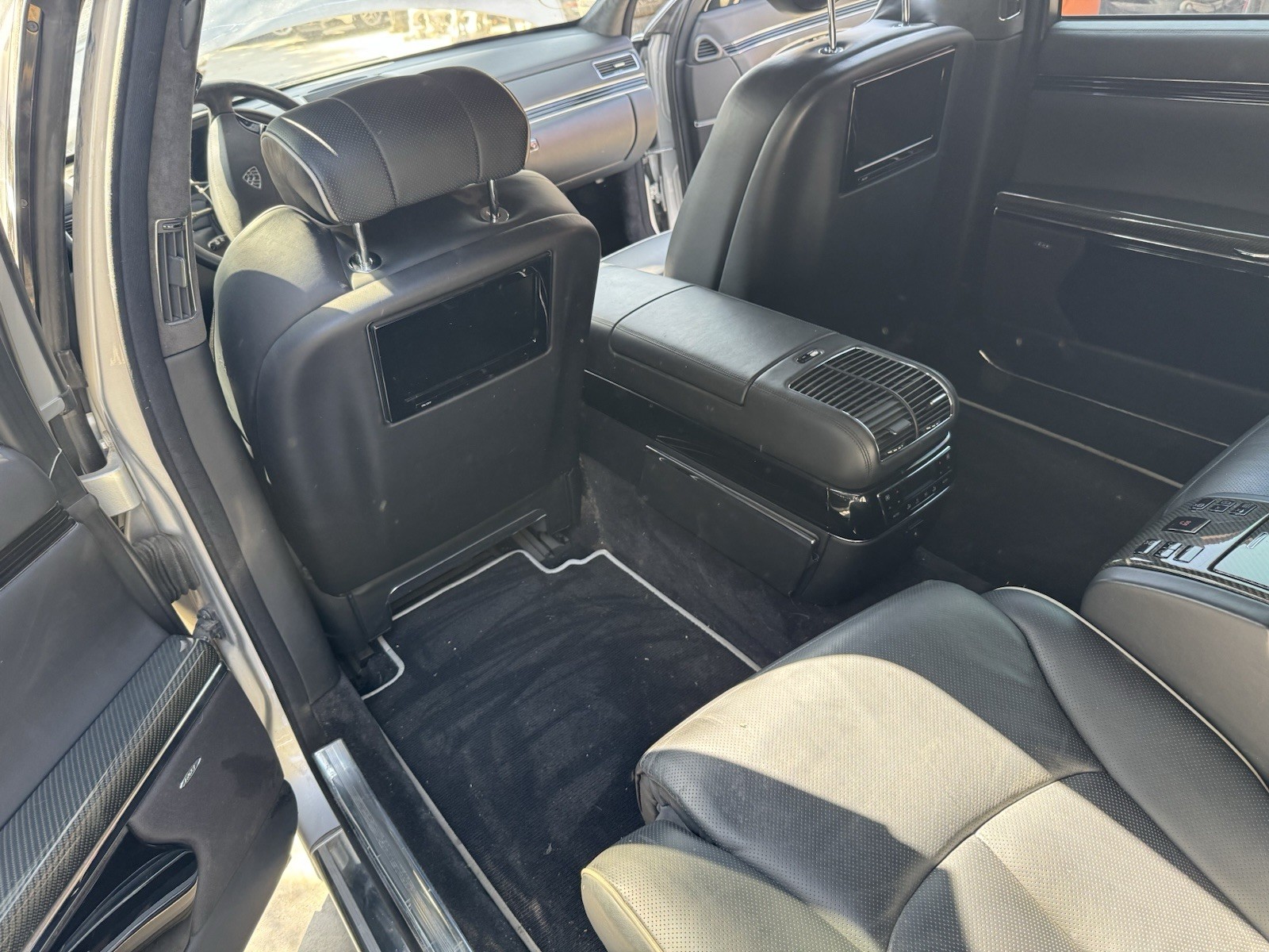 Maybach 62 FRONT Seat