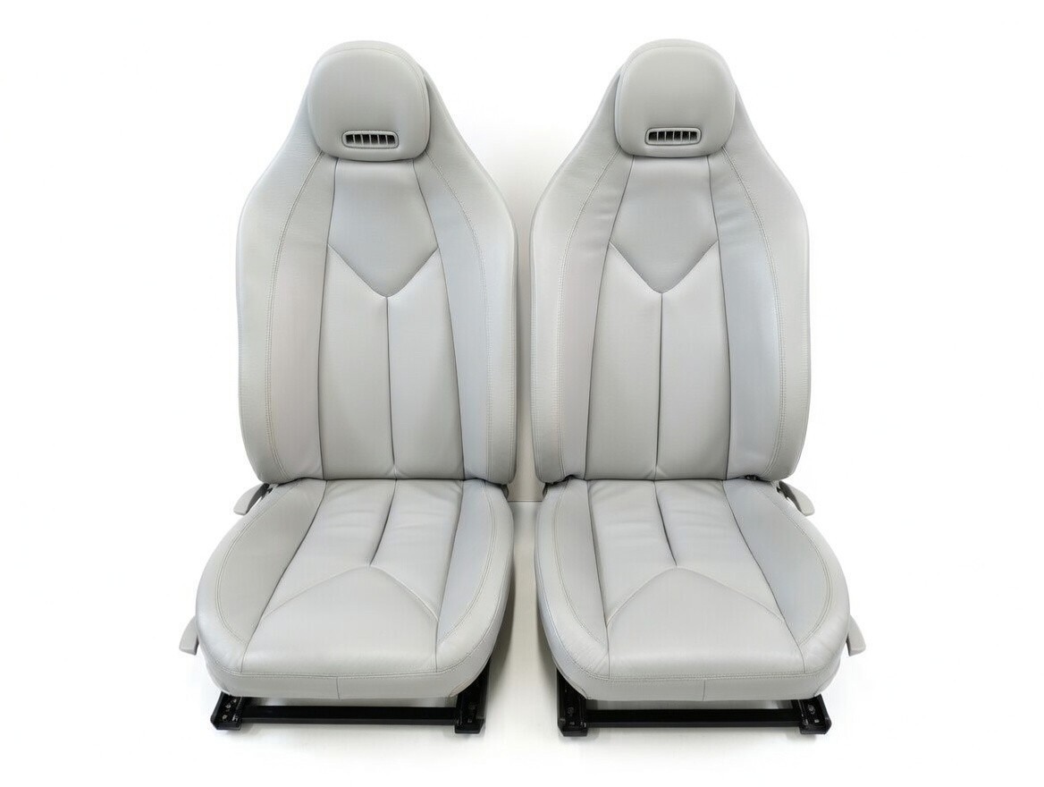 Garniture siège Mercedes SLK R171 pour rénover les cuirs usés et déchirés