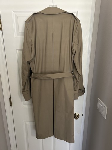 Vtg Men's 40L Pierre Cardin trench coat. Single Breasted, Removable Liner. L@@K. - Picture 2 of 7