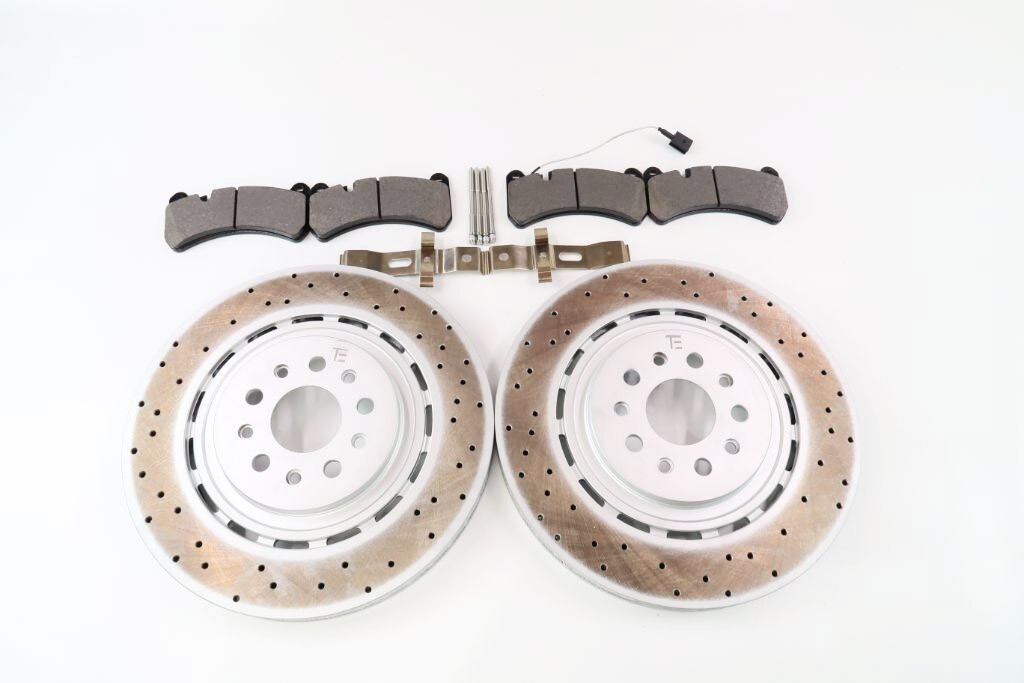 Maserati Ghibli Quattroporte front brake pads & rotors 14-2022 #1322