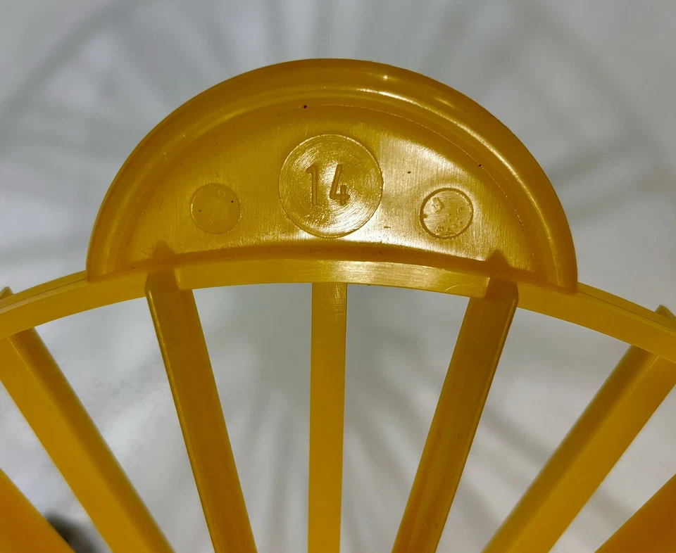 New Vintage 2436 Dr. Oetker Cake Divider West Germany 14 & 16 Slices. Cut even - Image 3 of 4