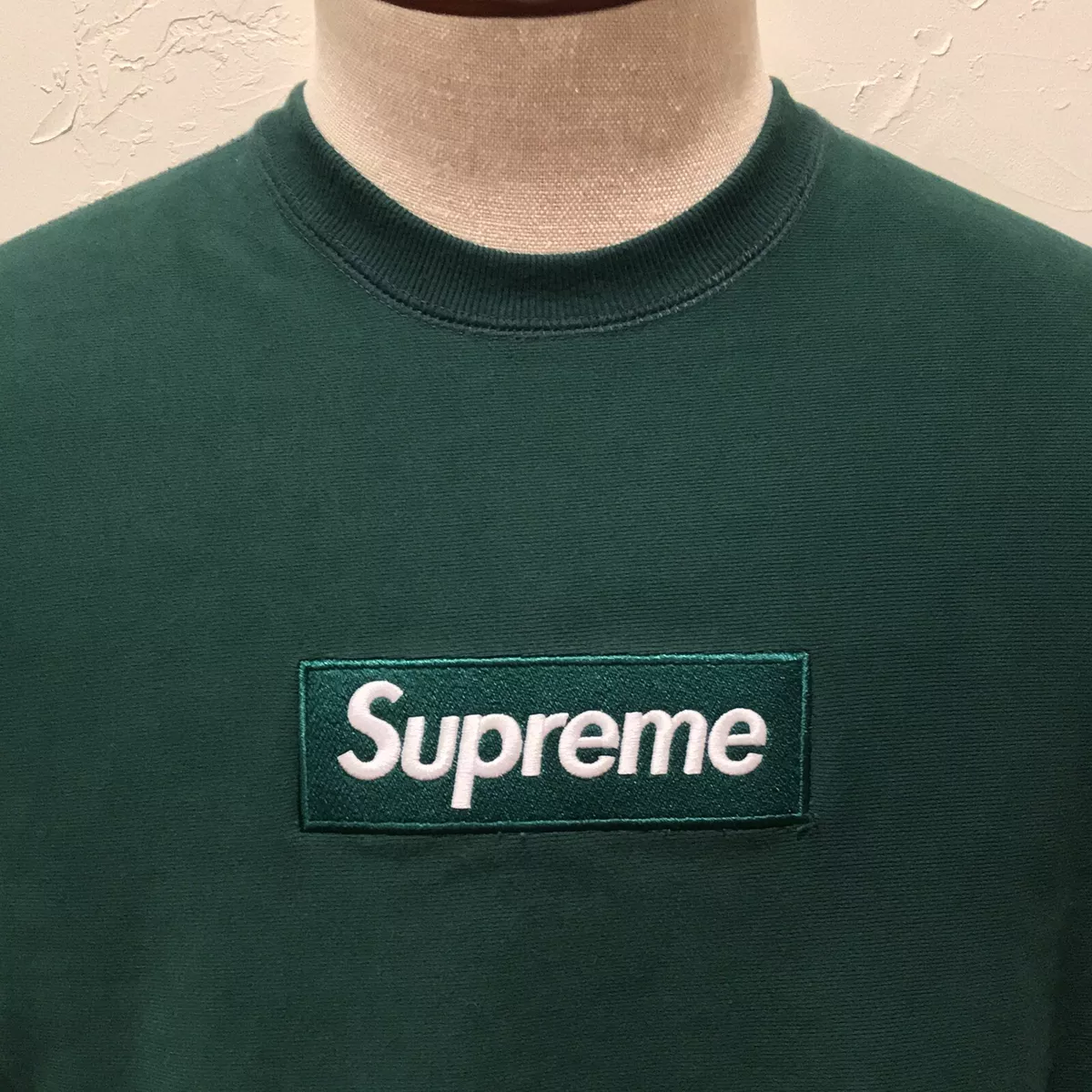 Supreme Men's Box Logo Sweatshirt