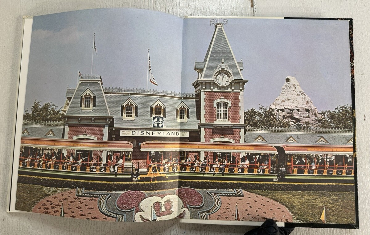 アート・デザイン・音楽 Walt Disney's Disneyland martin sklar アート・デザイン・音楽 Walt Disney's Disneyland martin sklar