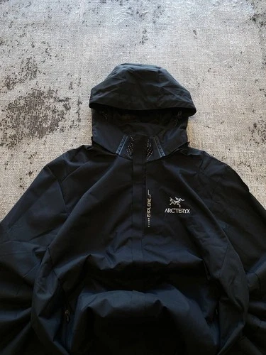 Arcteryx  Black Mens Windbreaker Jacket size Medium image 4