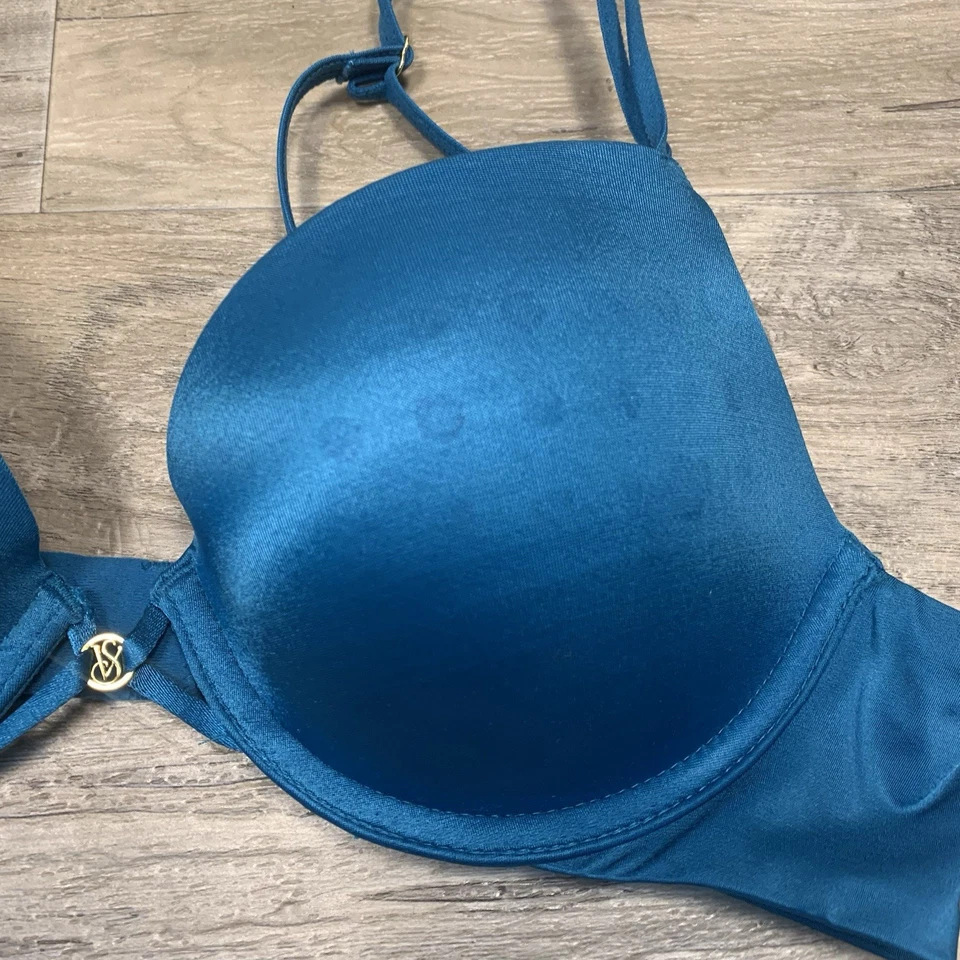 Sujetador push up satinado Victoria Secret azul verdoso talla 36 A Foto 4 de 4
