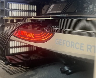 ZOTAC Gaming NVIDIA GeForce RTX 4070 Ti Trinity 12GB Grafikkarte