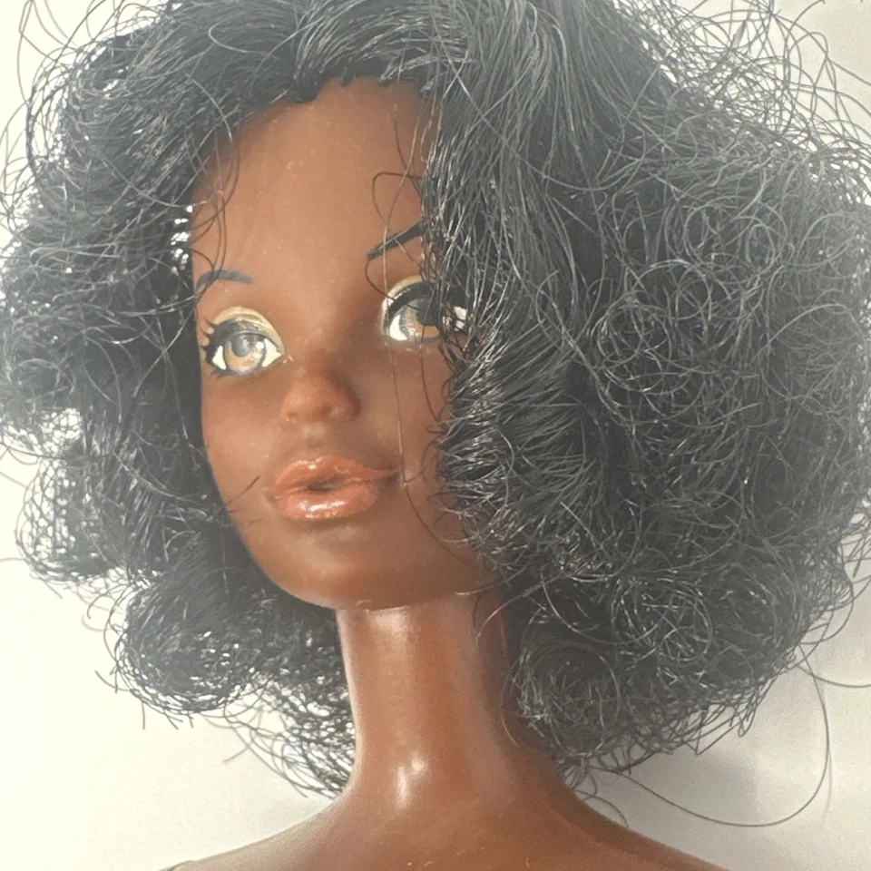 MUÑECA CARA VINTAGE DE MOVIMIENTO LIBRE MUY DIFÍCIL DE ENCONTRAR Foto 4 de 4