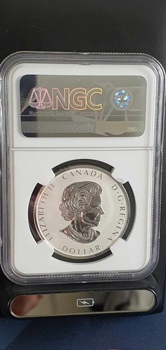 2021 1oz Canada Peace Dollar SIlver ULTRA HIGH RELIEF NGC PF70 First day of Iss - Picture 2 of 9