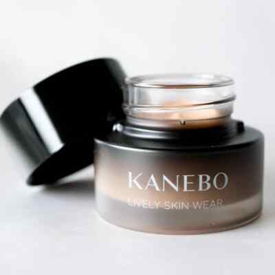 KANEBO Lively Skin Wear Foundation 8 Shades 30g Glow Glass KANEBO Lively Skin Wear Foundation 8 Shades 30g Glow Glass