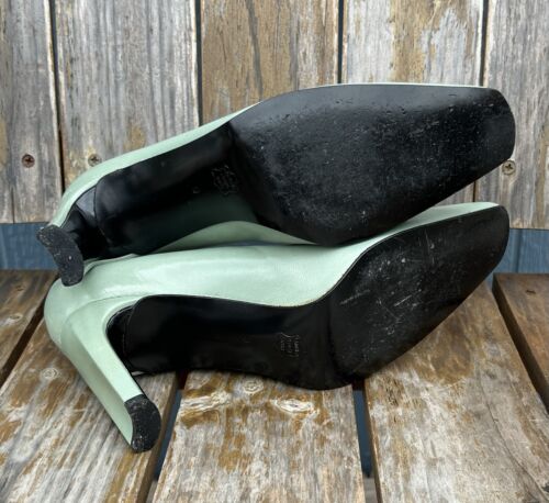 Scarpe decolte Charles Jourdan Seafoam verdi tacco grosso blocco tacco alto taglia 9 rare - Foto 9 di 9