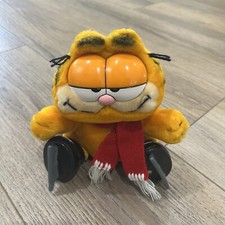 Vintage 1981 Dakin GARFIELD Winter Ice Skating Plush Jim Davis Original HTF