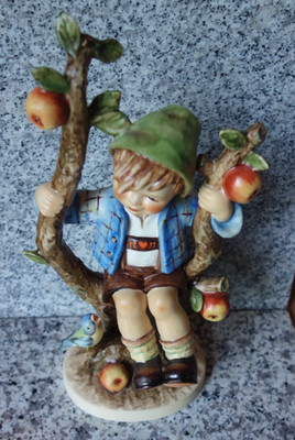 Hummel Figur Hum 142/V ''Herbst'' FM 5 * Großfigur 27 cm hoch * neue Ausführung !