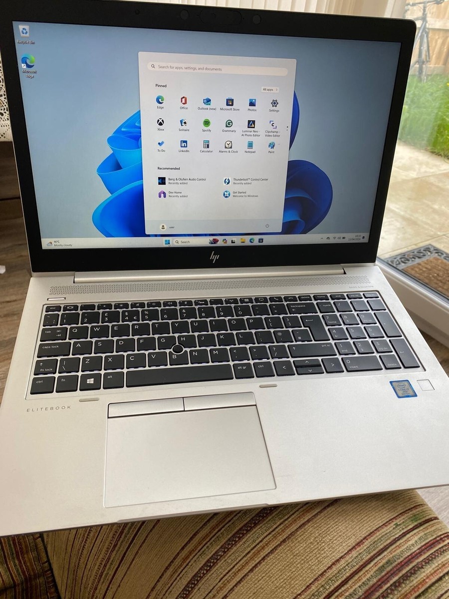HP EliteBook 850 g5 15.6 Inch TOUCHSCREEN, 256 gb nvme, 16gb Ram