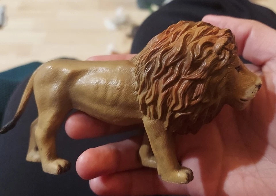 Terra by Battat Lion Figure Safari Zoo Animal Realistic Miniature Figurine Toy - Image 2 of 4