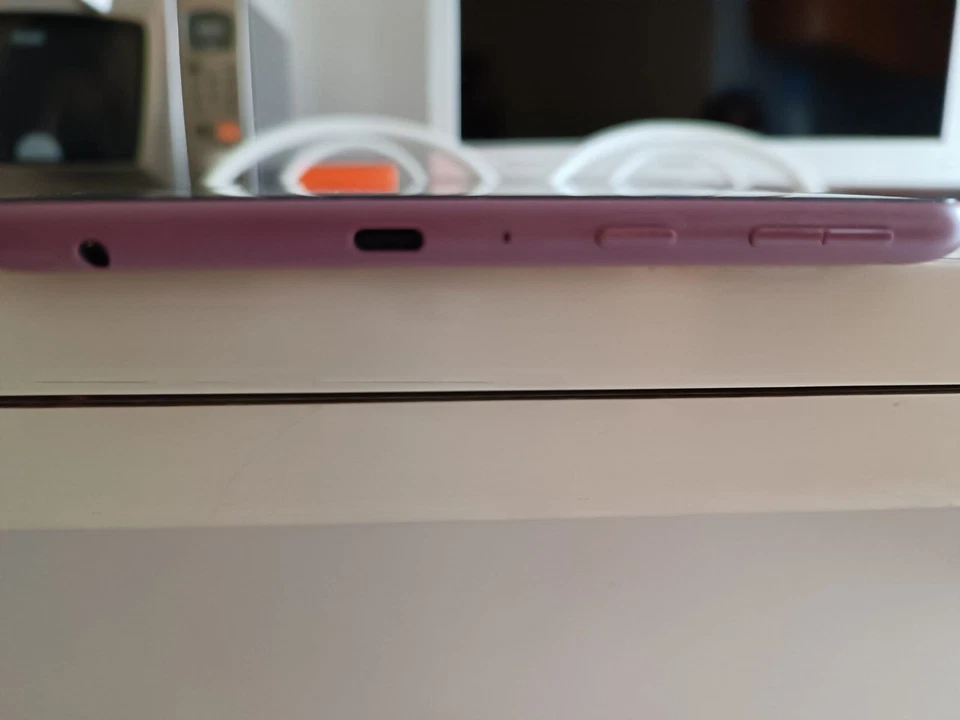 Tablet Amazon Fire 10 HD Rosa 32 GB Dimensioni Schermo 10,1 - Immagine 2 di 3