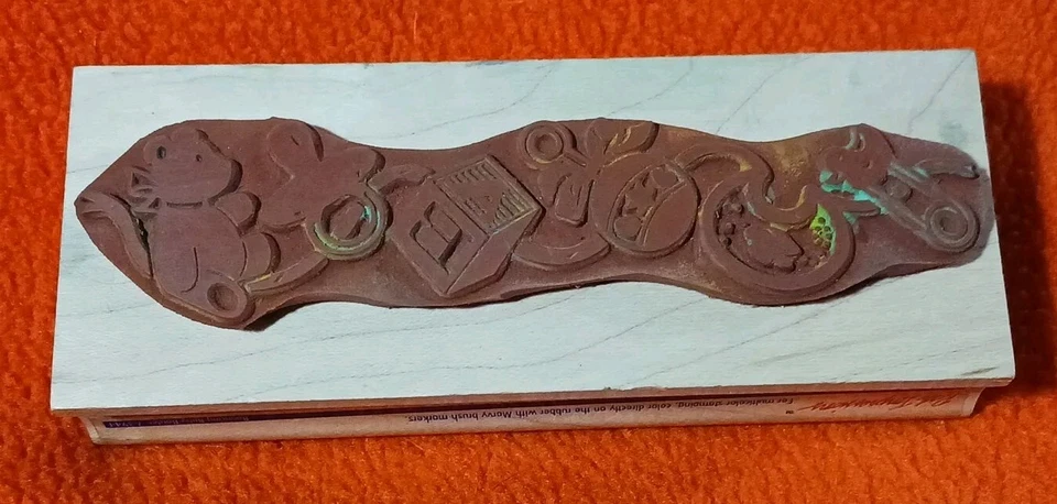 Estampilla de goma con borde de bebé Posh Impressions Z3941 estampida de goma Foto 2 de 4