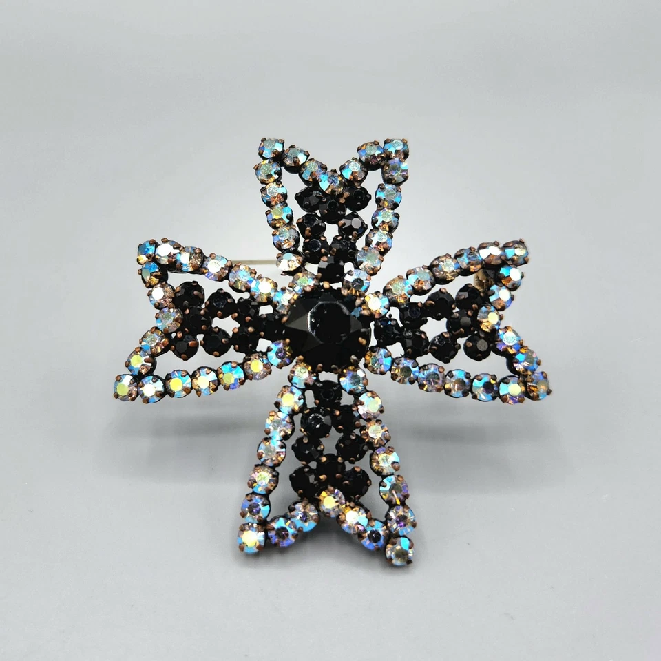 复古奥地利签名黑色和AB水晶光环马耳他十字胸针 — 第 2/4 张图片