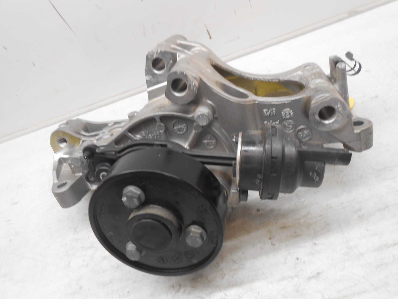 BMW Engine Coolant Water Pump W/ Pulley OEM 7644809 CG0439 | eBay 