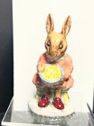 Buntie Bunnykins Helping Mother Figurine Royal Doulton 1984 — photo 2