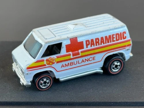 Vintage Hot Wheels Redline 1975 White Paramedic Super Van Flying Colors - Nice!