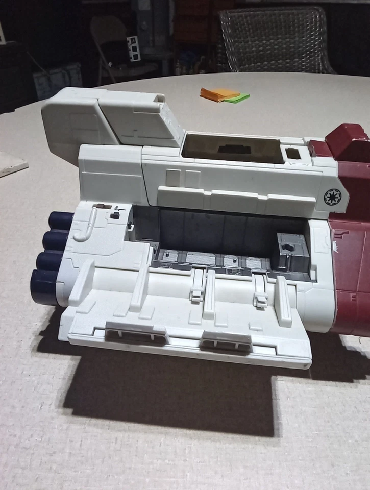 Vehículo transbordador Clone Wars Republic Attack USADO - INCOMPLETO Foto 2 de 4