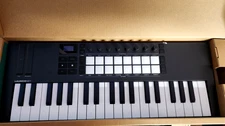 Novation Launchkey Mini 37 MK4 USB MIDI Keyboard Controller - Black