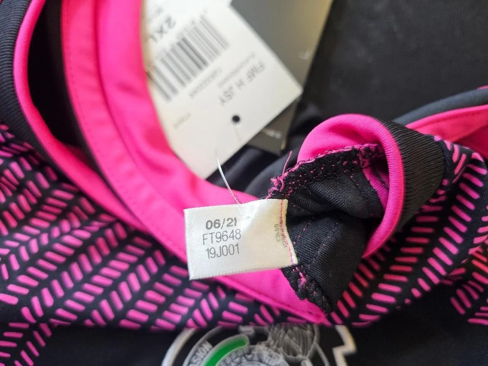 Adidas Mexico Official Home Pink /Rosa Jersey Shirt 2021 - Image 4 of 4