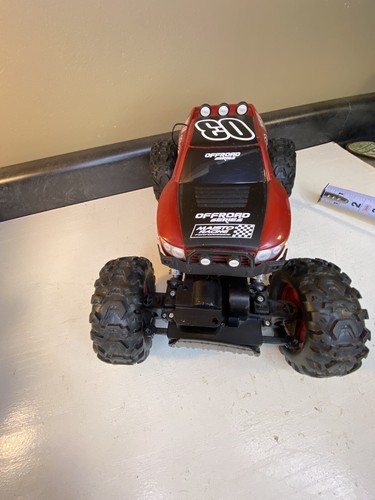 Maisto Rock Climber With Remote - Picture 5 of 20