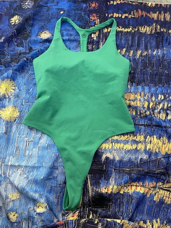 alo-yoga sleek back athletic stretch h24 