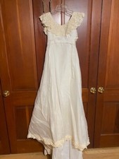 Vtg Wedding Dress with Lace Trim
