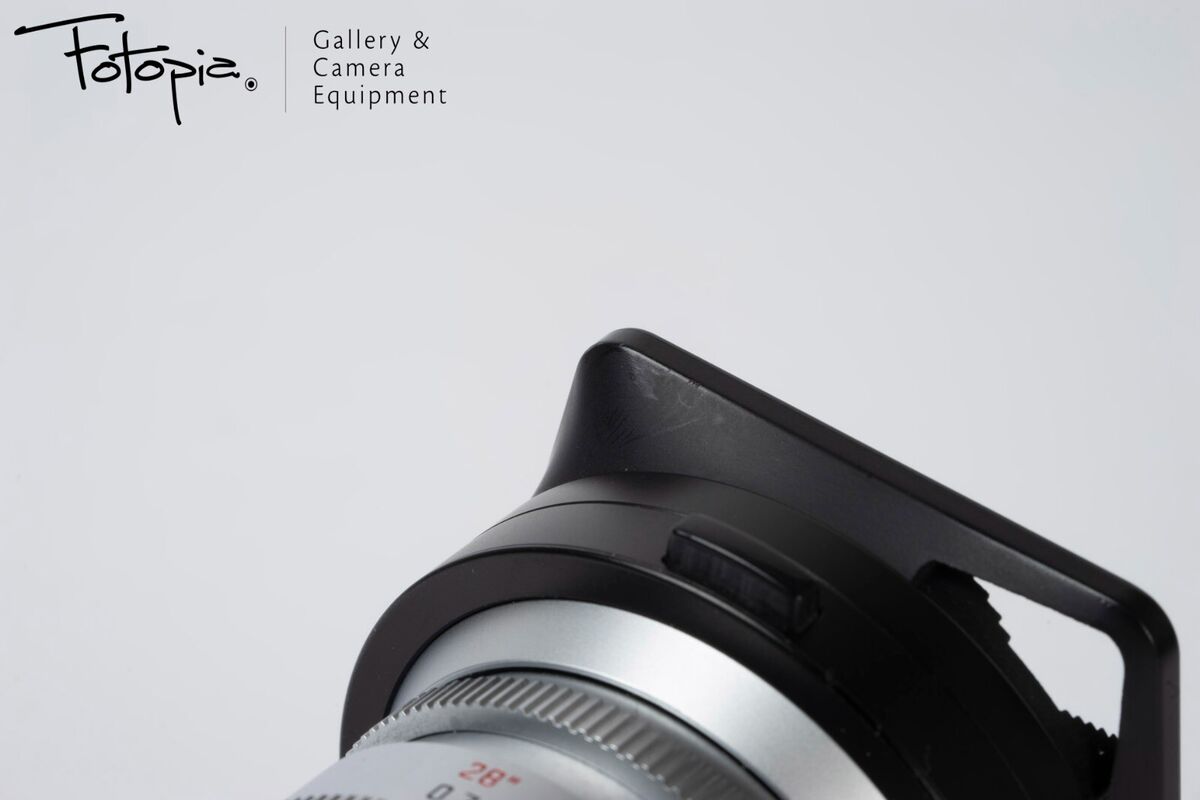 Leica Elmarit-M 21mm F2.8 ASPH - Silver / 11897 with packing Leica Elmarit-M 21mm F2.8 ASPH - Silver / 11897 with packing