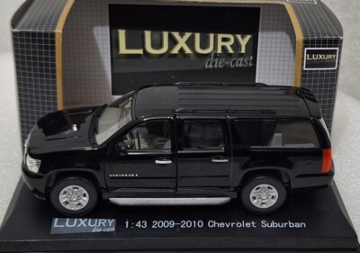LUXURY1/43 Chevrolet Suburban アメリカ大統領仕様 Chevrolet Suburban 20009-2010 of the President of USA 1:43