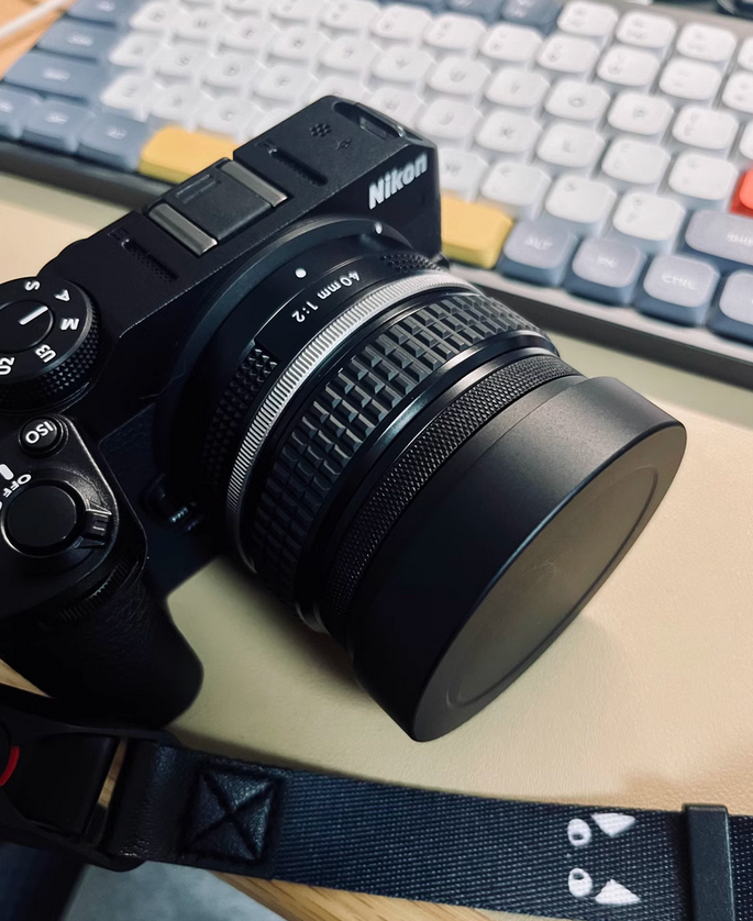 Metal Square Lens Hood with Cap for Nikon Z28mm F2.8 F2.8SE Metal Square Lens Hood with Cap for Nikon Z28mm F2.8 F2.8SE