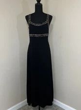 St. John Evening Holt Renfrew Long Maxi Gown Womens Sz 6 Black Formal