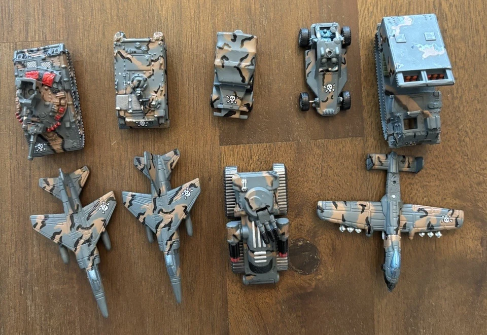 Lote Micro Máquinas Militares De Colección - Aviones Helicópteros Tanques + MÁS - 50 PIEZAS Foto 2 de 4