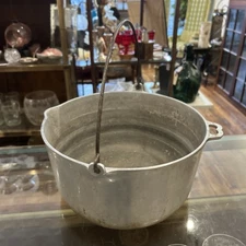 Wagner Ware Sidney O #738 11" Aluminum Lipped Kettle/Pot NO Lid