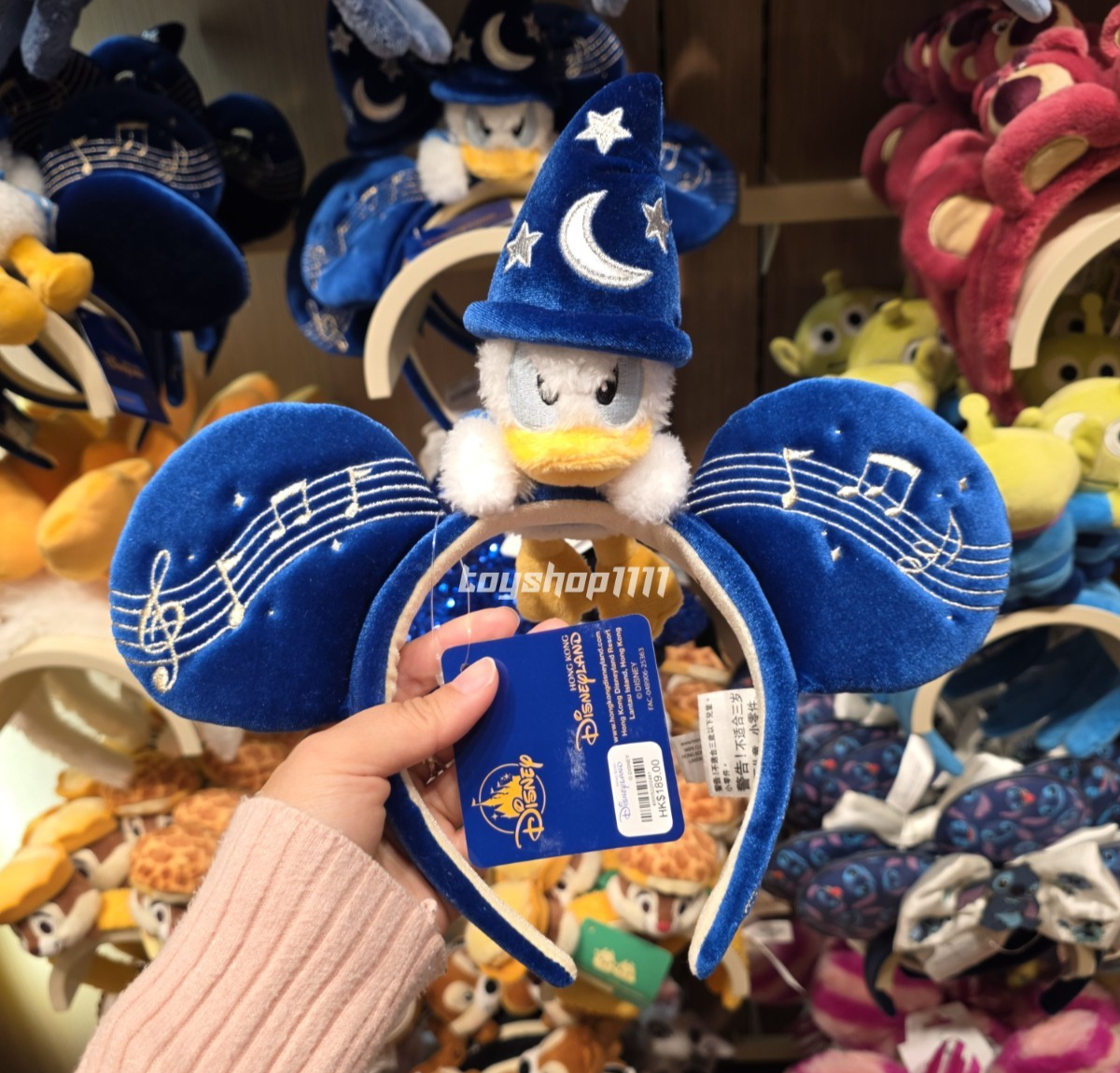 Authentic 2026 HongKong Disney Magician angry Donald duck 