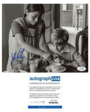 Yalitza Aparicio "Roma" AUTOGRAPH Signed 8x10 Photo ACOA