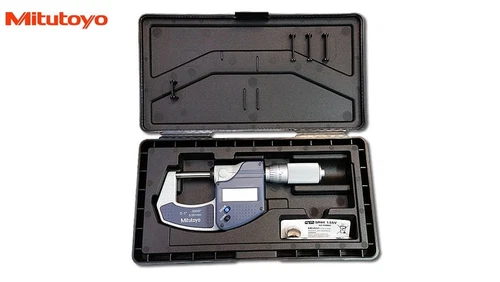 MIT-293-832: 0-1" Digimatic Mirometer MDC-1"Includes Battery&Wrench (Series 293)
