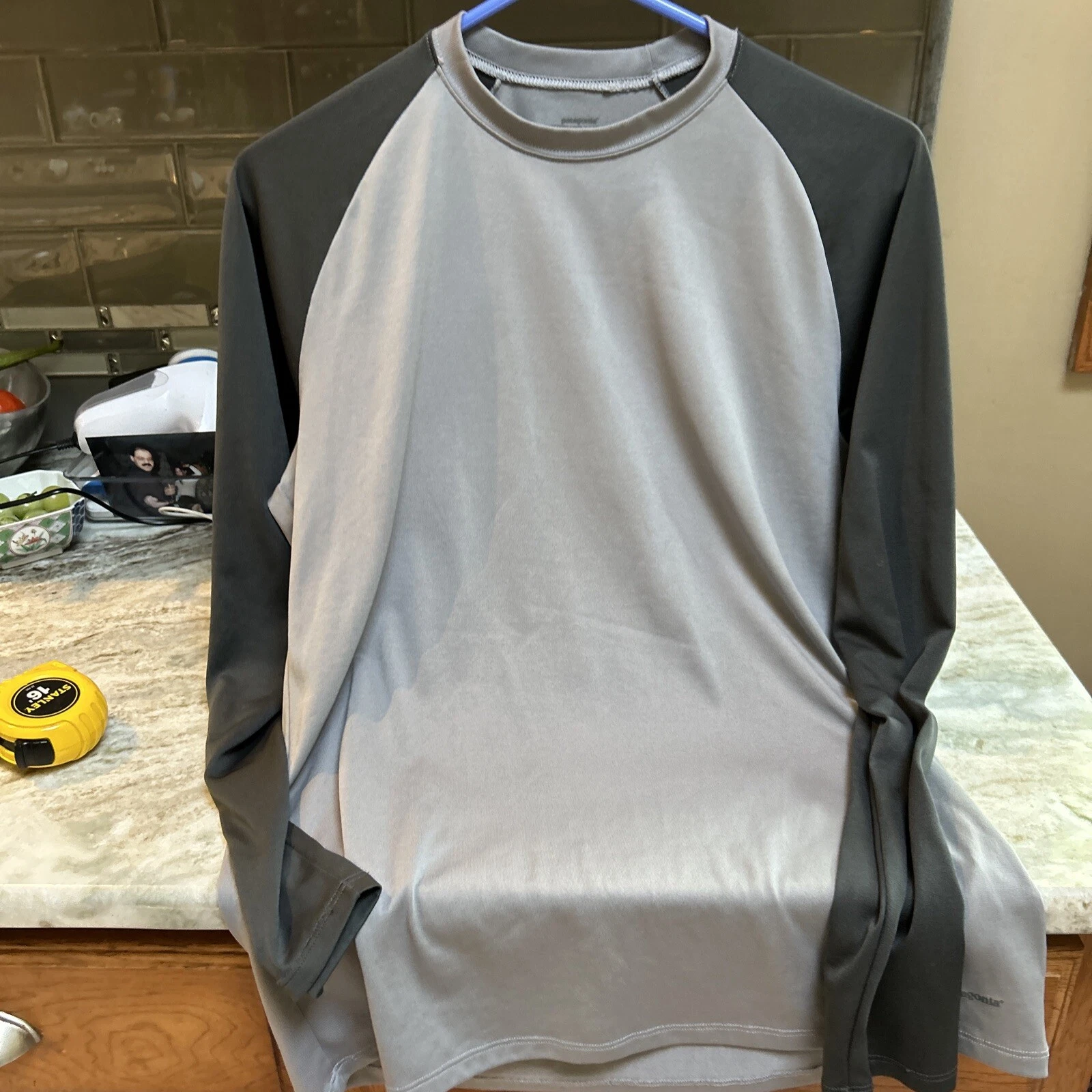 Patagonia Men's M Capilene Performance Baselayer Long Sleeve Outdoors/Hike
