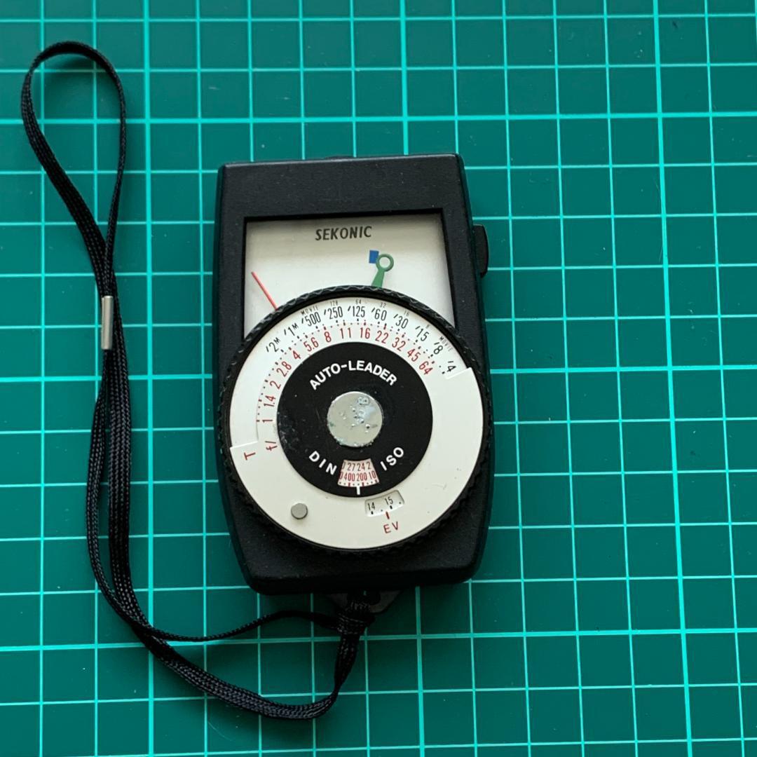 SEKONIC セコニック オートリーダー　モデルL-188 G-1258 セコニック オートリーダー L-188 の調整は簡単！ | Darkroom cafe
