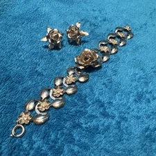 Bugbee & Niles B.N. Bracelet & Screw Back Earrings Silver Tone Rhinestones 1622