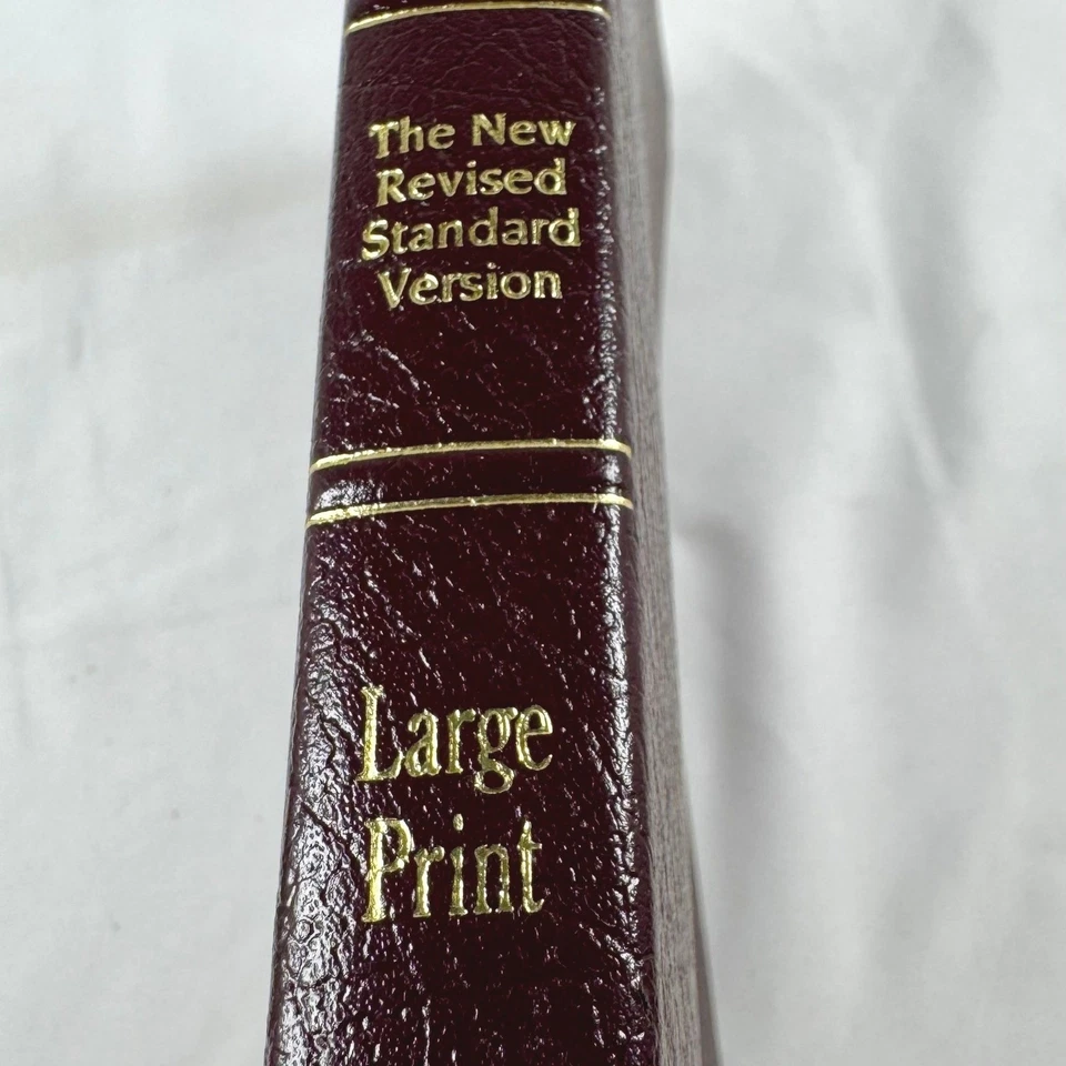 Holy Bible Large Print Edition The New Revised Standard Version Gold Gilded READ - Image 3 of 4