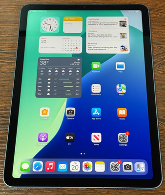 Apple iPad Air (5th Gen) 64GB Blue - 10.9'' WiFi + Cellular 5G - Excellent Cond